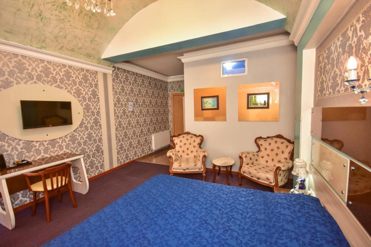 Hotel Chao Batoemi Buitenkant foto